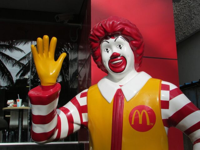 マクドナルドの社長は誰？歴代の社長と戦略も調査