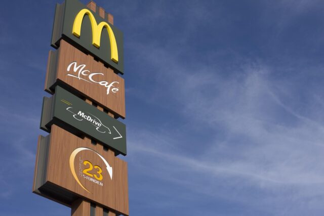 マクドナルドの社長は誰？歴代の社長と戦略も調査